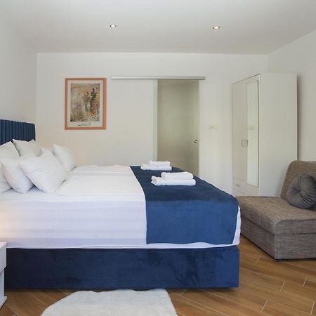 Guest House Kuseta Split Exterior photo