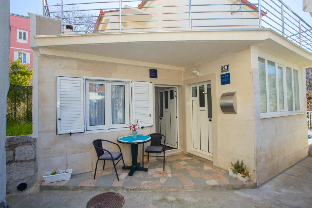 Guest House Kuseta Split Exterior photo