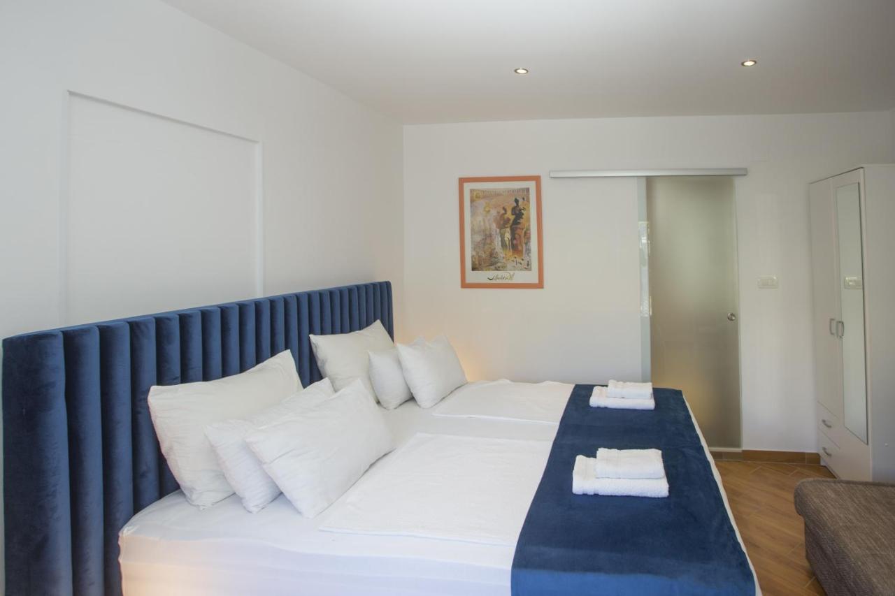 Guest House Kuseta Split Exterior photo
